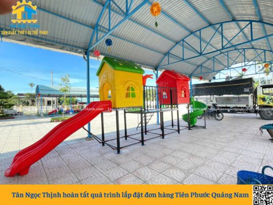 Cầu trượt liên hoàn